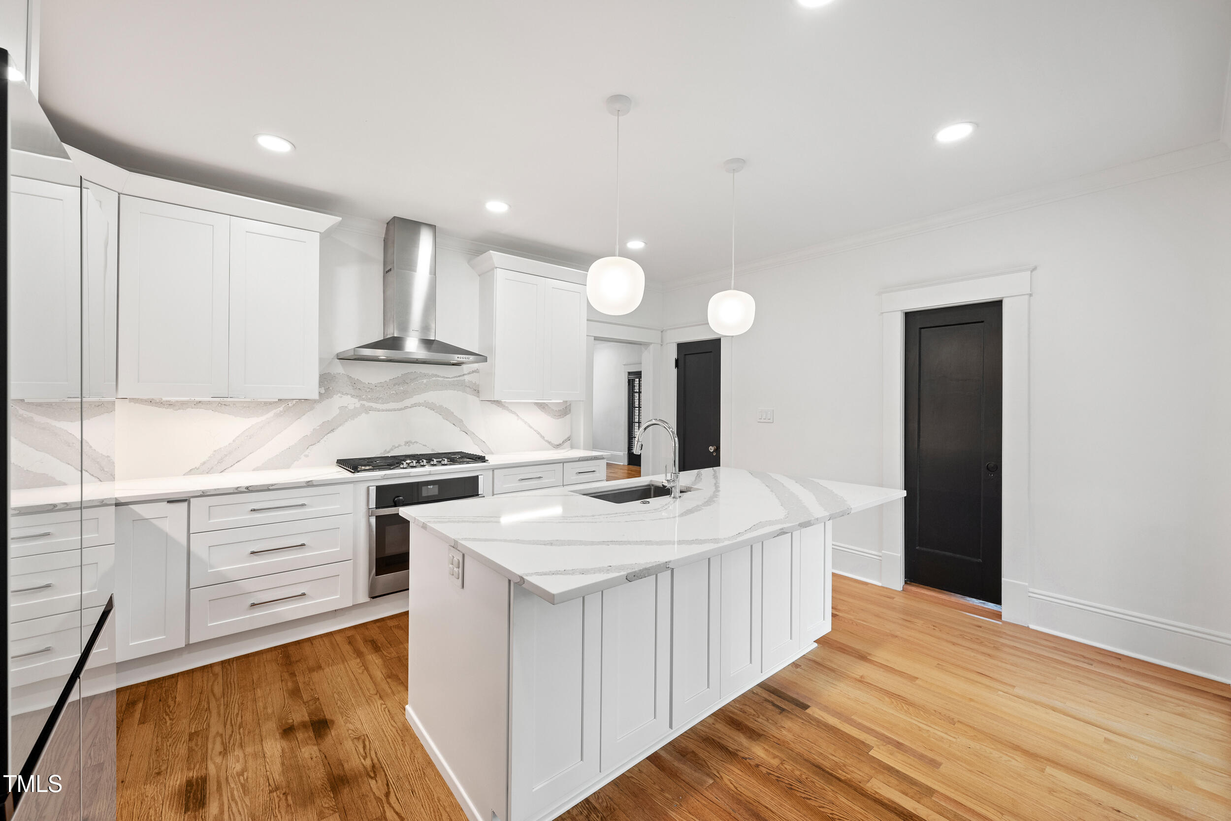 2705 Everett Avenue Raleigh, NC 27607 - Photo 13 of 43 18_2705 everett ave, interior, kitchen-2