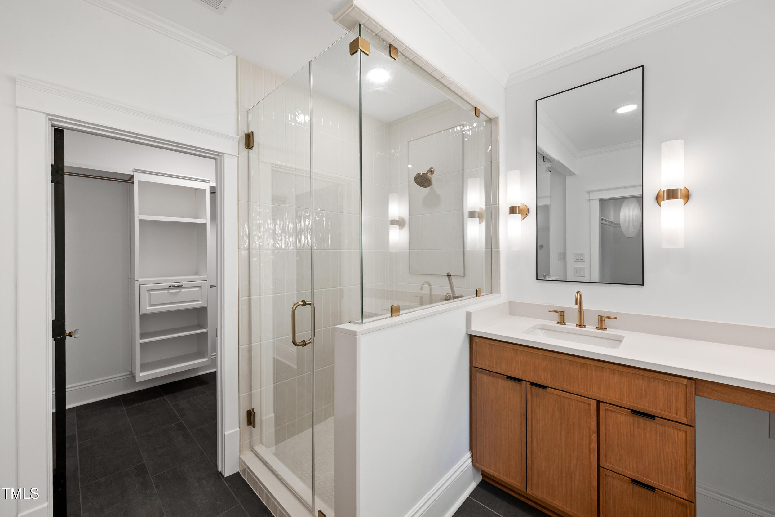 2705 Everett Avenue Raleigh, NC 27607 - Photo 21 of 43 11_2705 everett ave, interior, primary-1