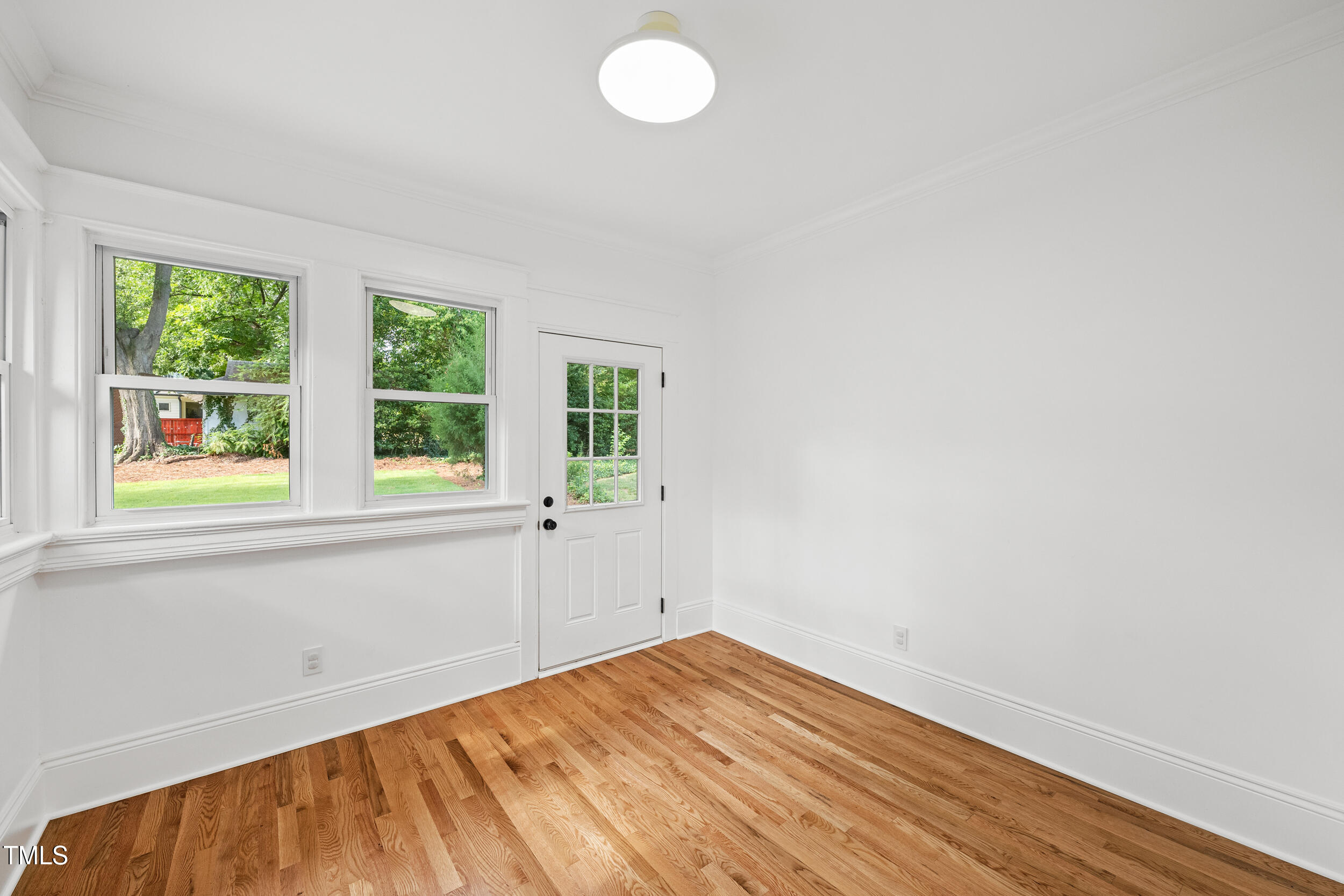 2705 Everett Avenue Raleigh, NC 27607 - Photo 25 of 43 21_2705 everett ave, interior-25