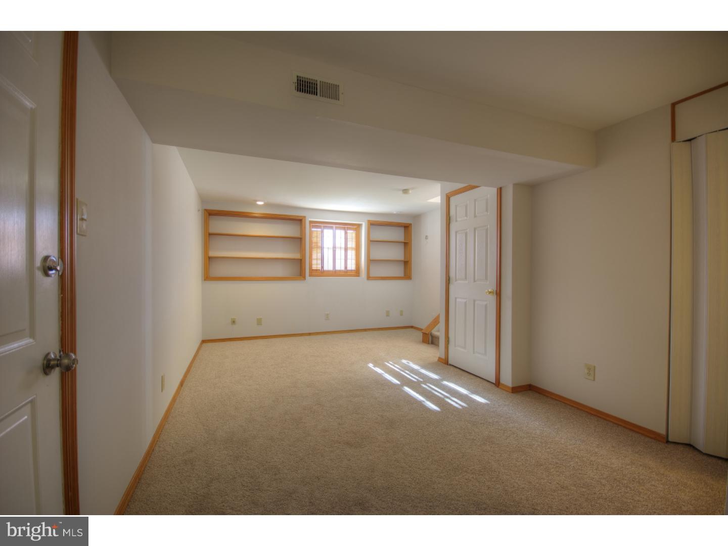 211 Glasgow Road Williamstown, NJ 08094 - Photo 13 of 25 Gallery Image 13