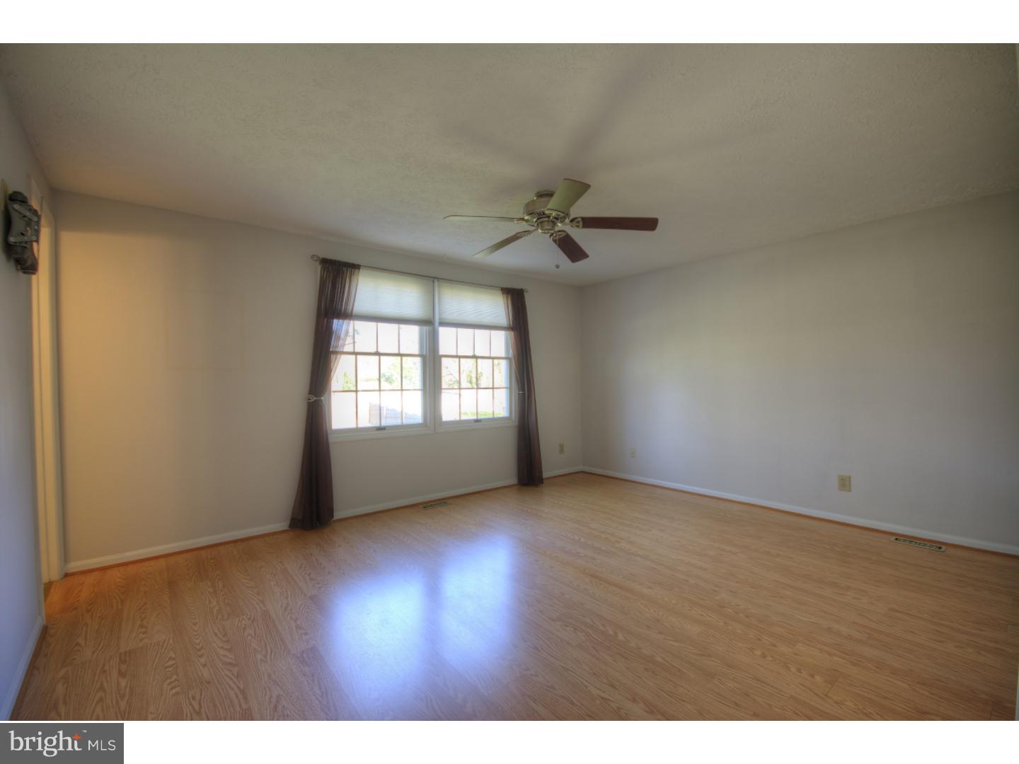 211 Glasgow Road Williamstown, NJ 08094 - Photo 15 of 25 Gallery Image 15