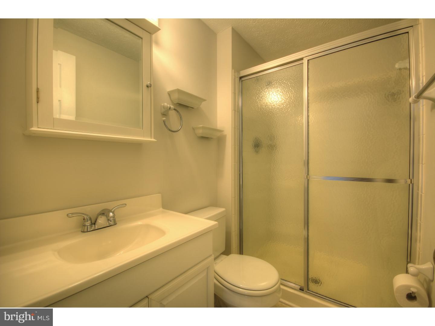 211 Glasgow Road Williamstown, NJ 08094 - Photo 17 of 25 Gallery Image 17