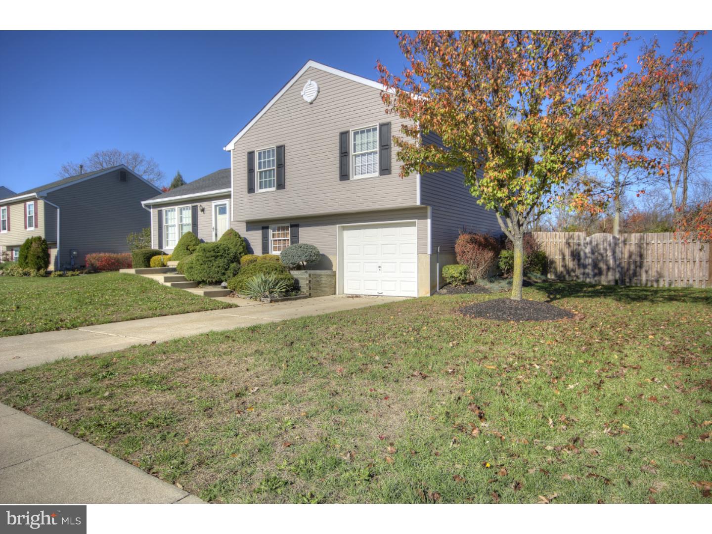 211 Glasgow Road Williamstown, NJ 08094 - Photo 3 of 25 Gallery Image 3