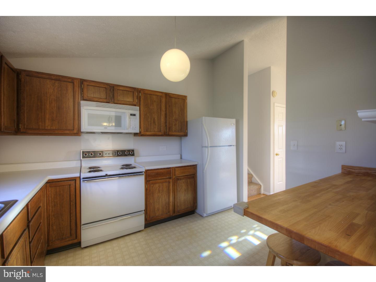 211 Glasgow Road Williamstown, NJ 08094 - Photo 8 of 25 Gallery Image 8