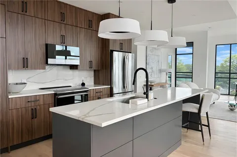 $1,229,000 | 567 Ponce De Leon Avenue Northeast, Unit 602, Atlanta, GA 30308