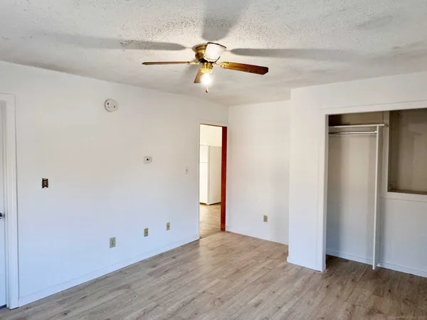 $1,250 | 60 Oak Avenue, Unit 3, Torrington, CT 06790