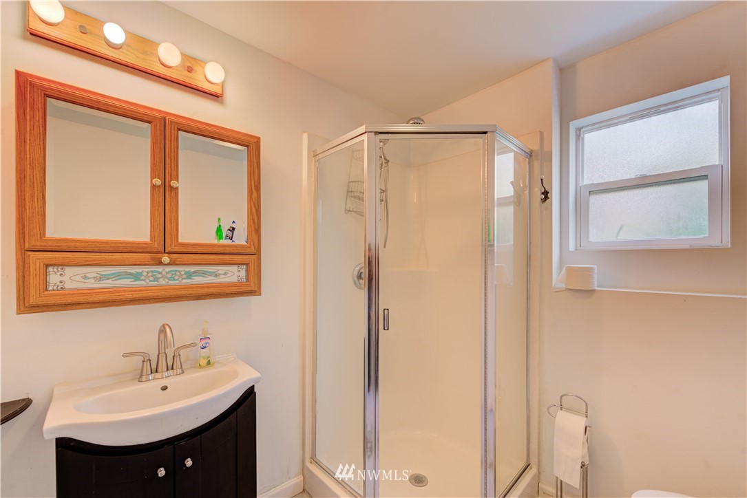 3508 Burchvale Road Wenatchee, WA 98801 - Photo 14 of 29 Gallery Image 14