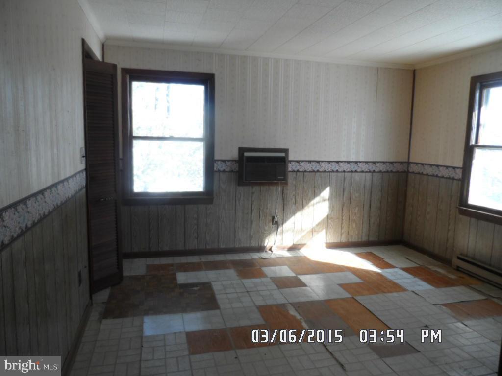 834 Orems Road Baltimore, MD 21221 - Photo 14 of 15 a view of entryway
