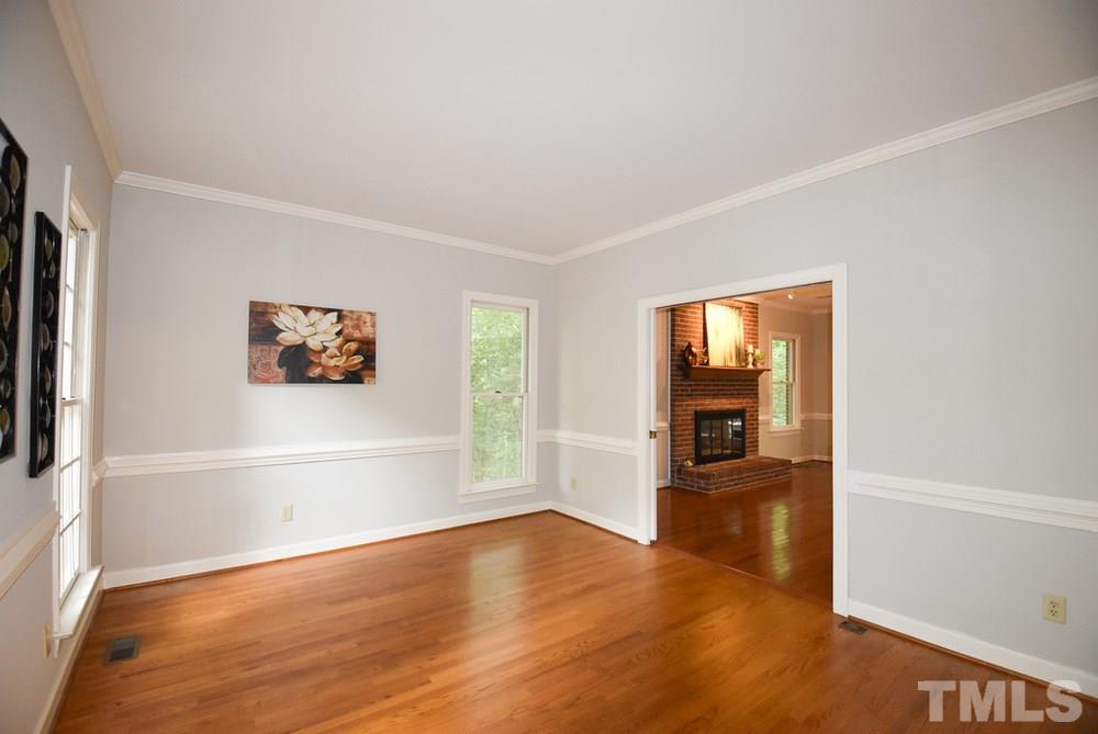 9004 Enfield Court Raleigh, NC 27615 - Photo 7 of 30