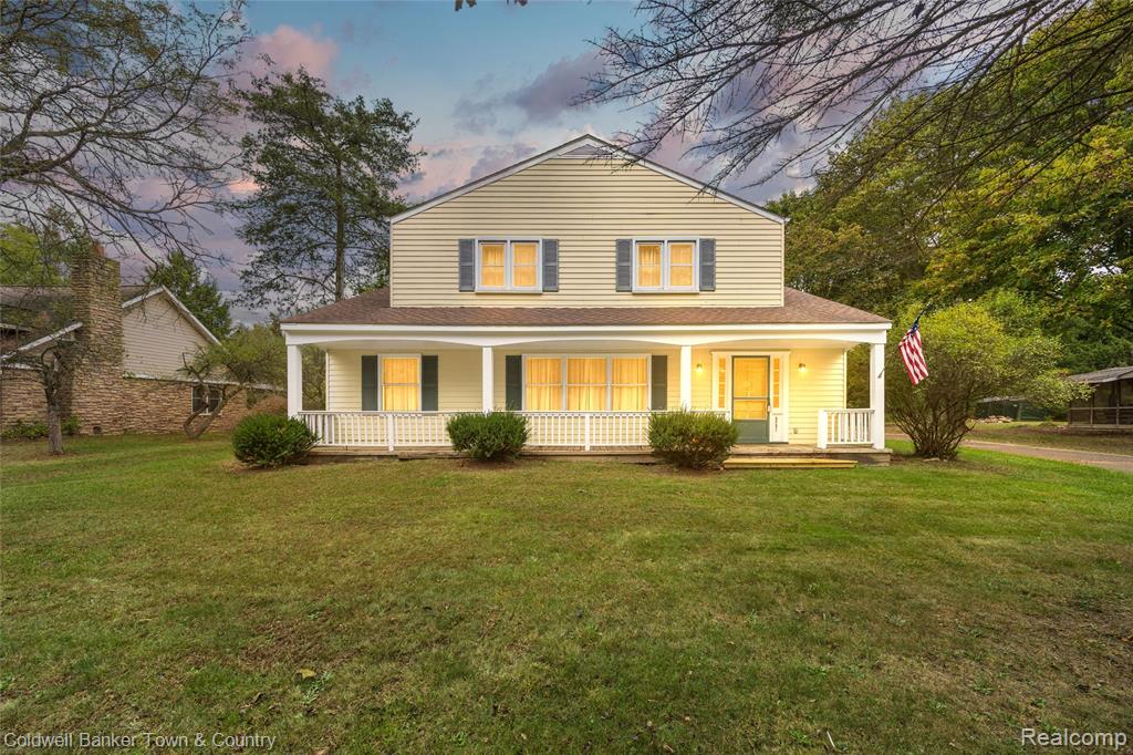 6461 Winans Lake Road Brighton, MI 48116 - Photo 1 of 33 Gallery Image 1