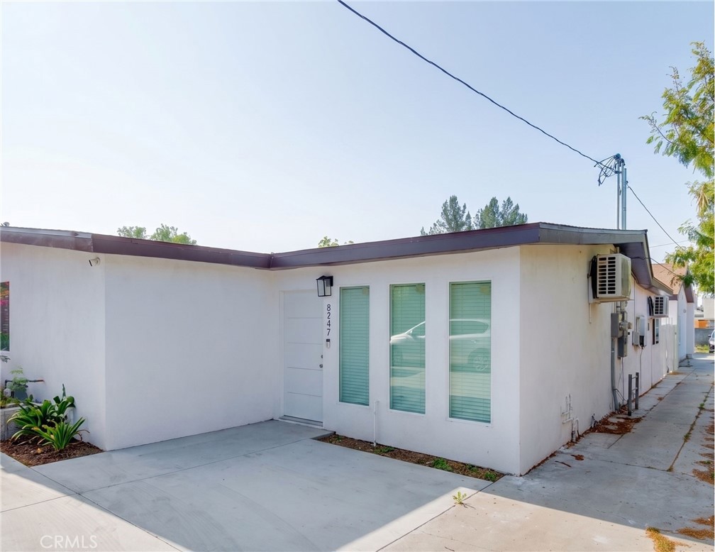 8247 East 9th Street Rancho Cucamonga, CA 91730 - Photo 3 of 20