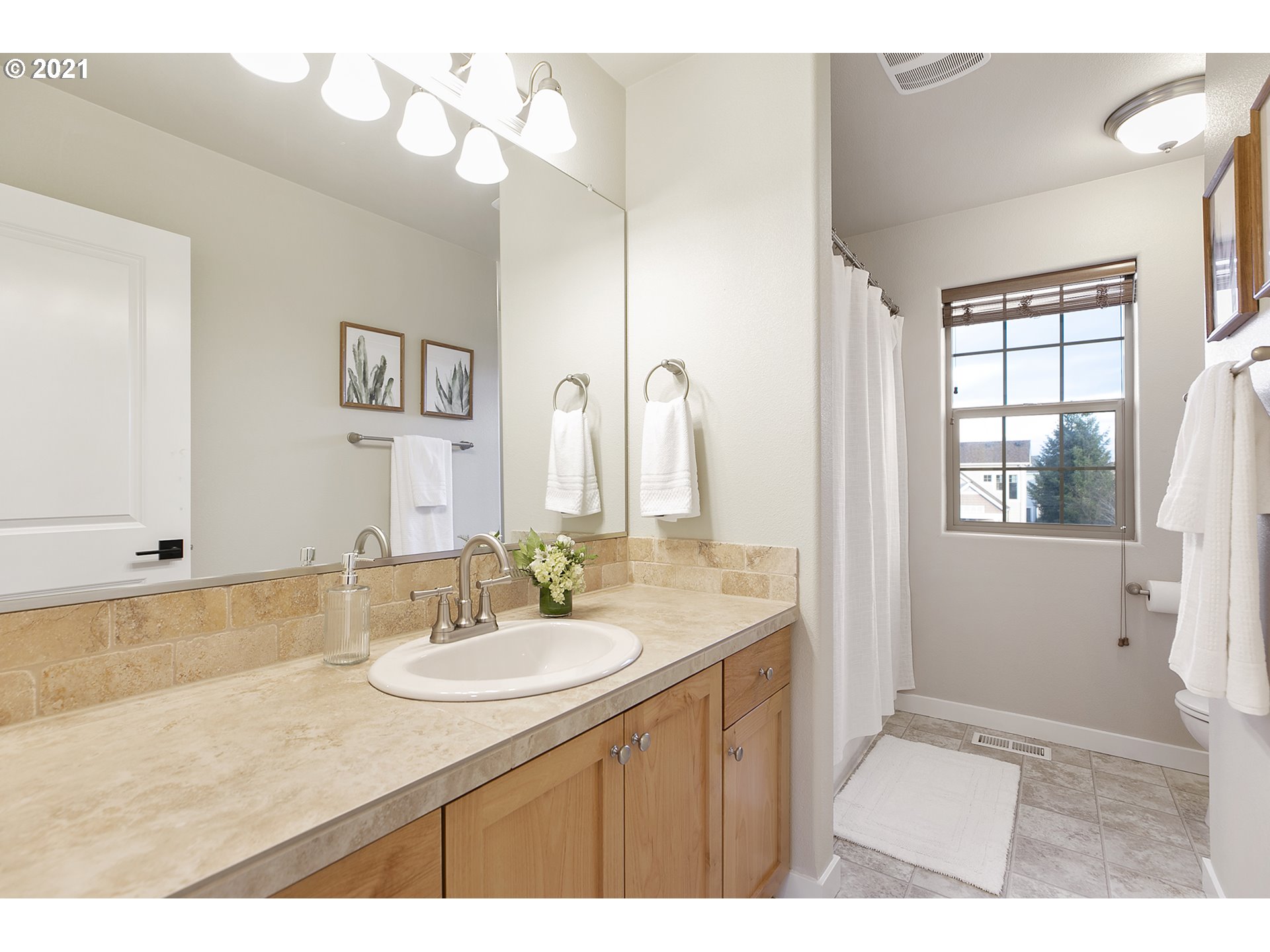 13621 Southwest Fischer Road King City, OR 97224 - Photo 25 of 32 Gallery Image 25