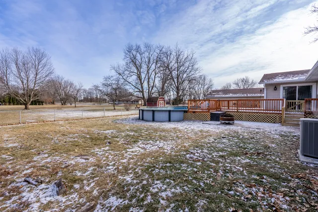 $357,500 | 10727 95th Street, Coal Valley, IL 61240