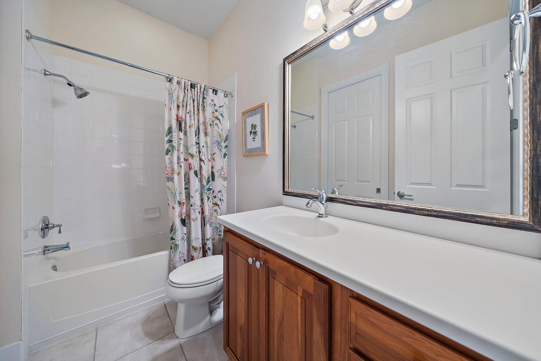 1174 Tropical Drive Jupiter, FL 33458 - Photo 28 of 49 Bathroom 2