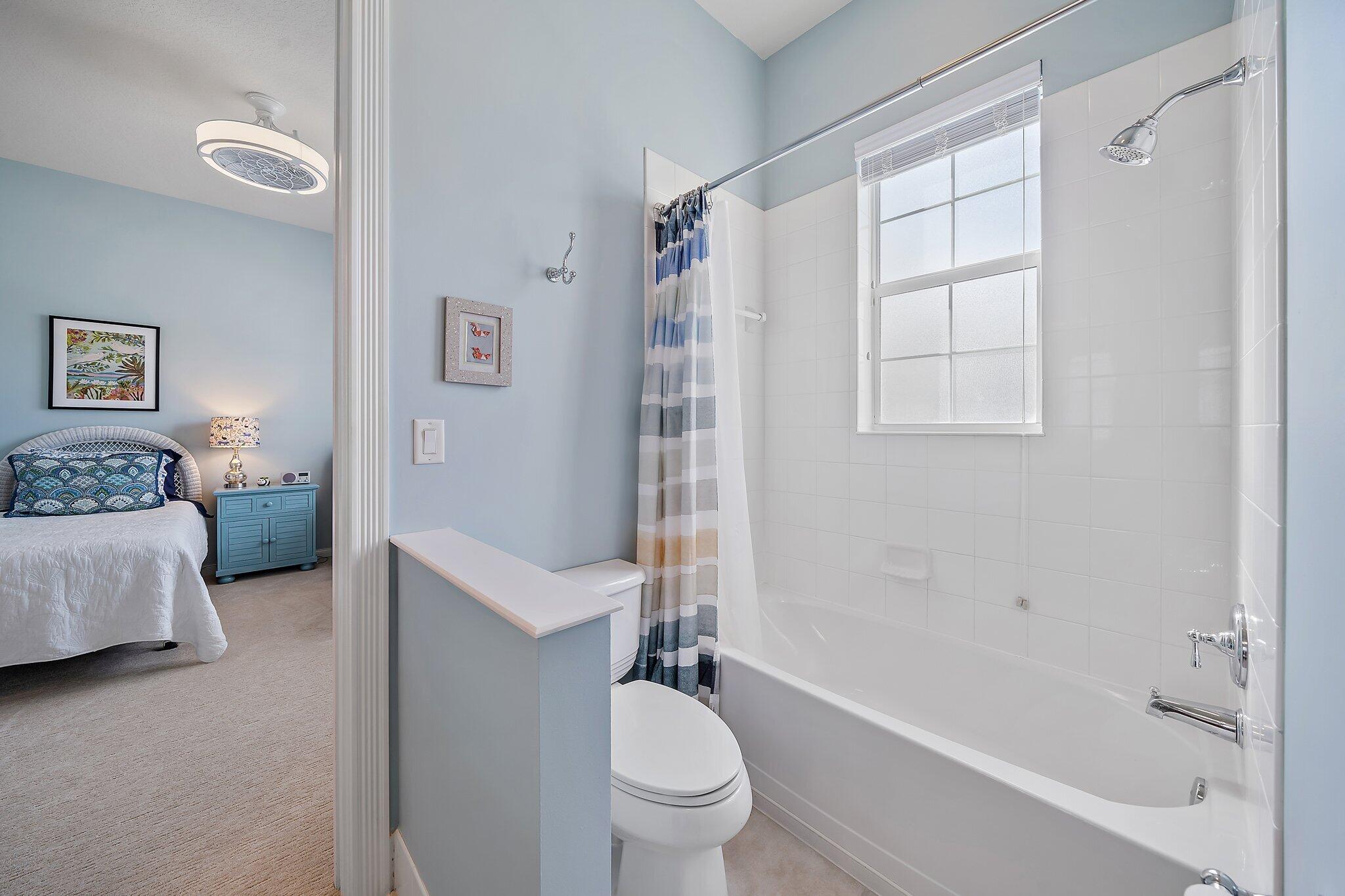 1174 Tropical Drive Jupiter, FL 33458 - Photo 31 of 49 Bathroom 3