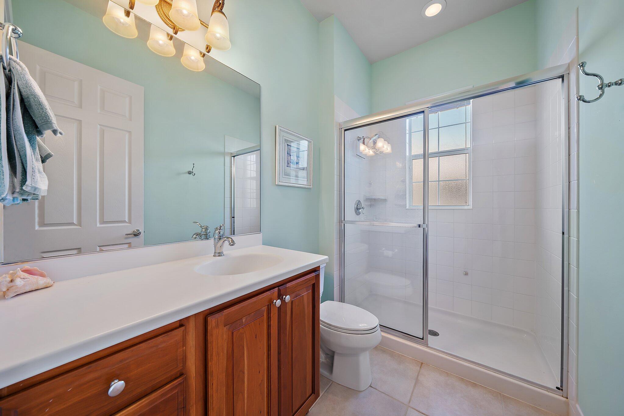 1174 Tropical Drive Jupiter, FL 33458 - Photo 39 of 49 Guest Ensuite