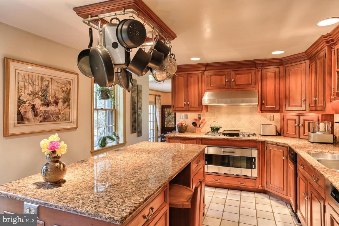 175 Delp Road Lancaster, PA 17601 - Photo 6 of 52 Gallery Image 6