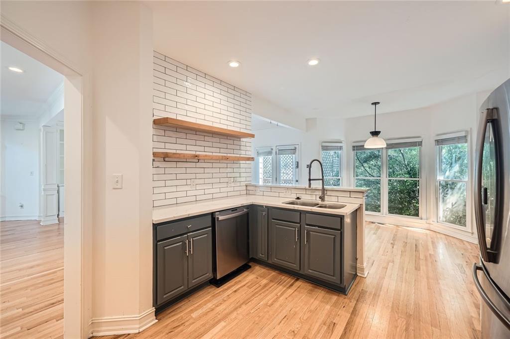 2426 Vivian Circle Decatur, GA 30030 - Photo 11 of 28