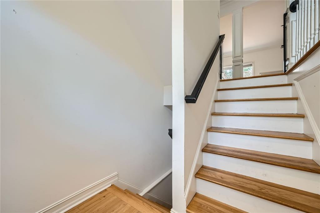 2426 Vivian Circle Decatur, GA 30030 - Photo 5 of 28