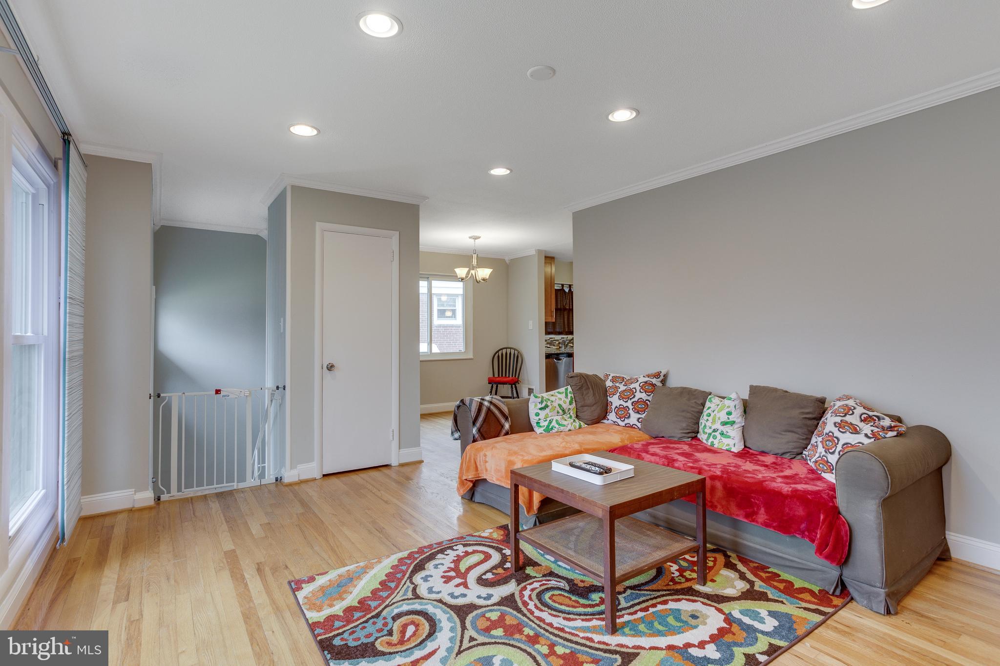 13307 Galvez Street Silver Spring, MD 20906 - Photo 4 of 32 Living Room