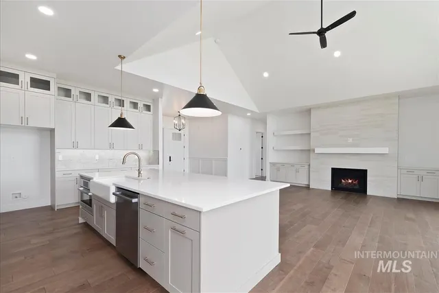 $938,400 | 7197 East Osprey Ests Drive, Nampa, ID 83686