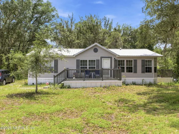 $200,000 | 820 Selma Avenue, Interlachen, FL 32148