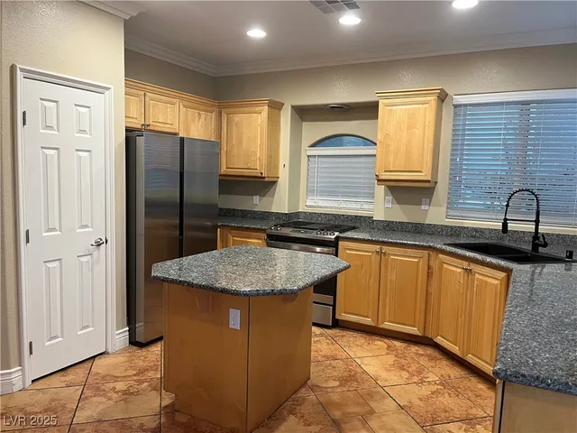 $2,250 | 397 Hidden Hole Drive, Las Vegas, NV 89148