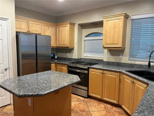 $2,250 | 397 Hidden Hole Drive, Las Vegas, NV 89148