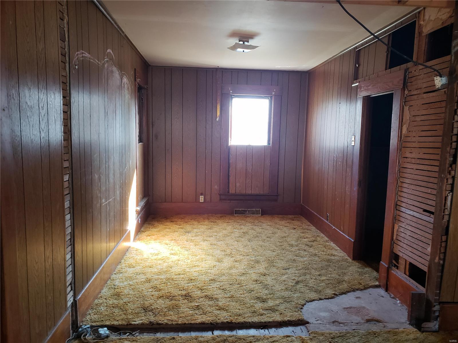 411 Locust Street Coffeen, IL 62017 - Photo 10 of 11