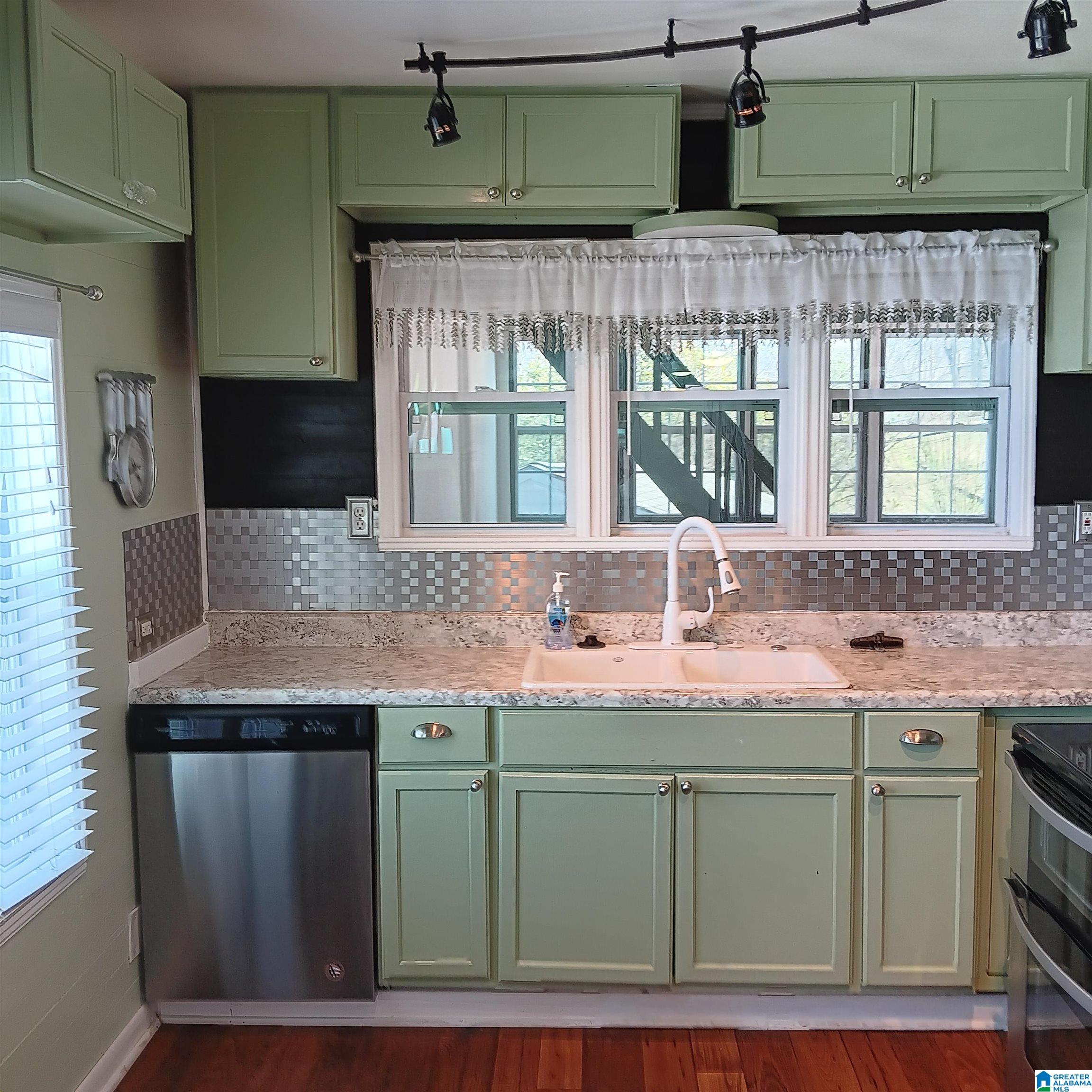 1245 Waverly Street Tarrant, AL 35217 - Photo 13 of 54