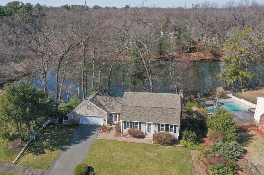 158 Edgewater Road Agawam, MA 01001 - Photo 1 of 41 Gallery Image 1