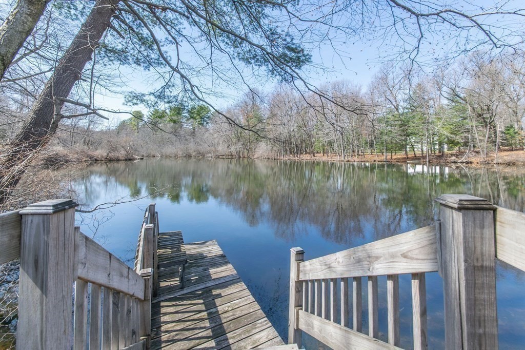 158 Edgewater Road Agawam, MA 01001 - Photo 34 of 41 Gallery Image 34