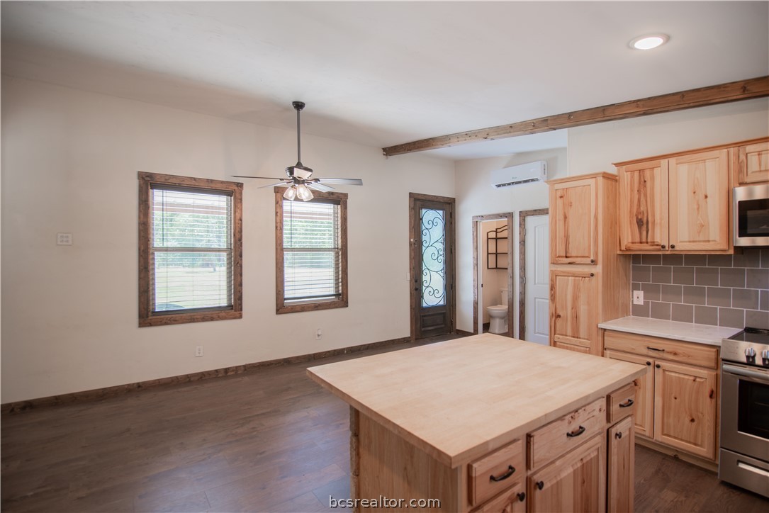 11696 Long Trussel Road Bryan, TX 77808 - Photo 4 of 29