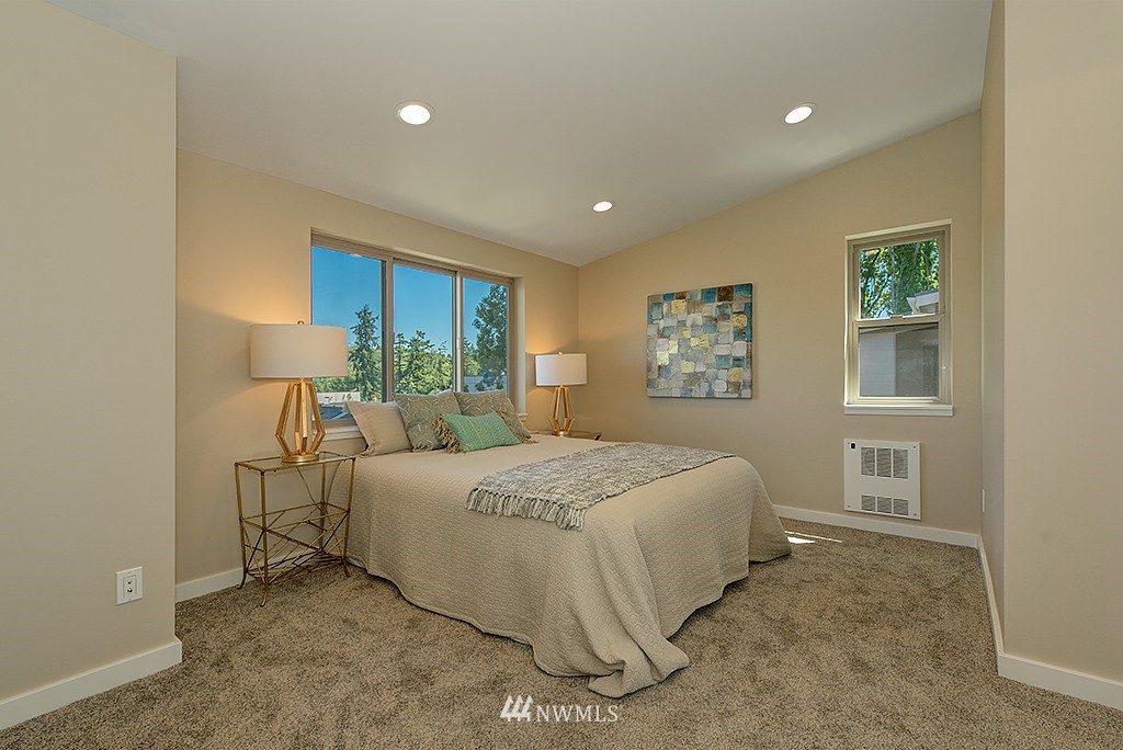 2853 Southwest Nevada Street Seattle, WA 98126 - Photo 13 of 24 Gallery Image 13