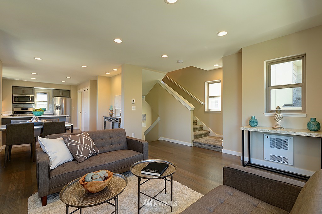 2853 Southwest Nevada Street Seattle, WA 98126 - Photo 3 of 24 Gallery Image 3