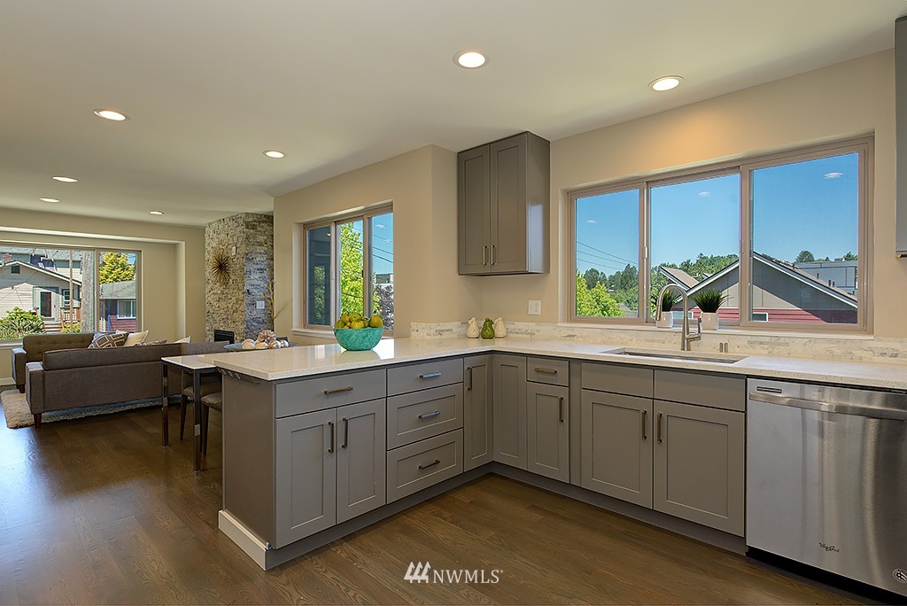 2853 Southwest Nevada Street Seattle, WA 98126 - Photo 10 of 24 Gallery Image 10