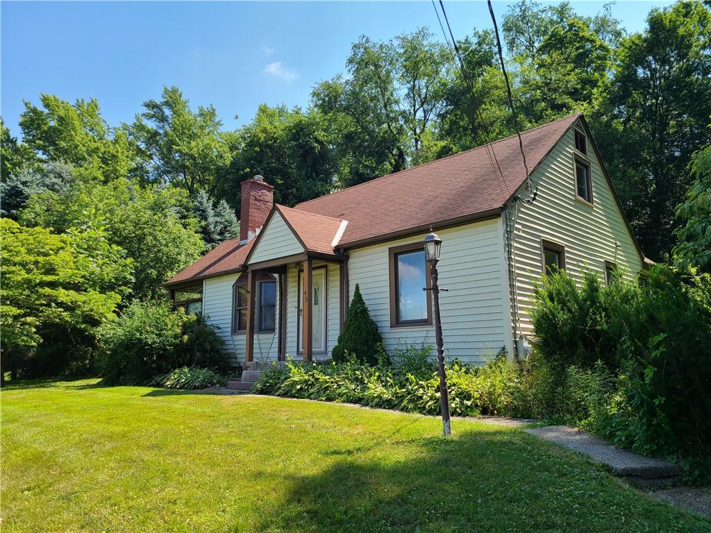 49 Midway Drive McKees Rocks, PA 15136 - Photo 2 of 23