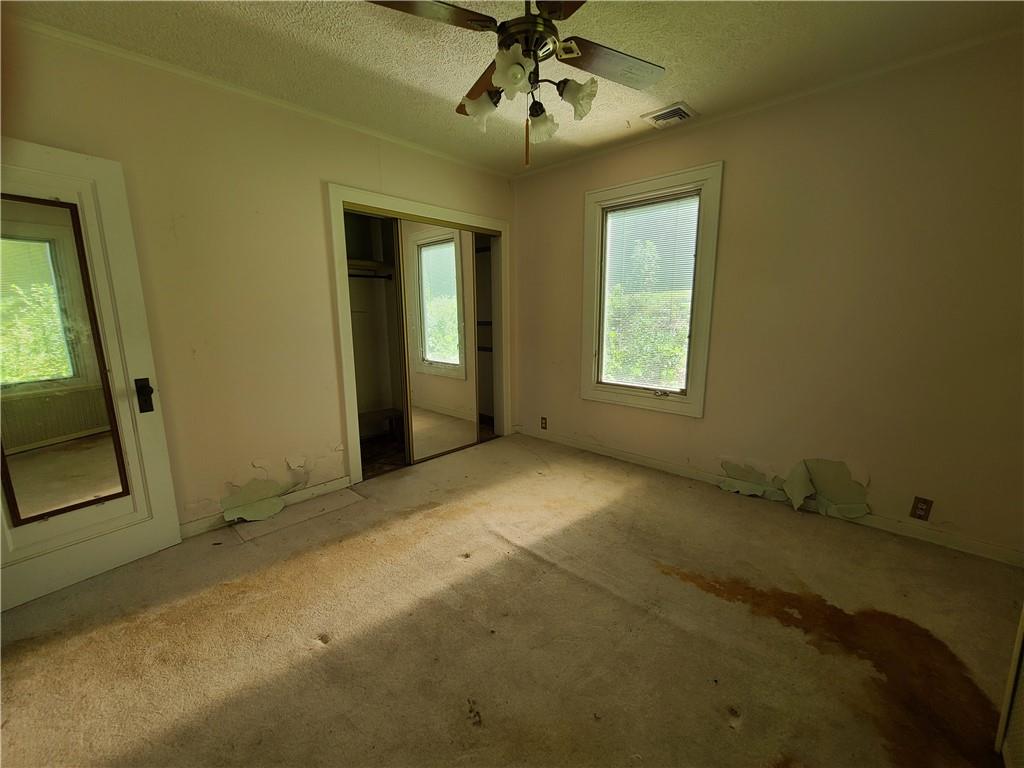 49 Midway Drive McKees Rocks, PA 15136 - Photo 11 of 23
