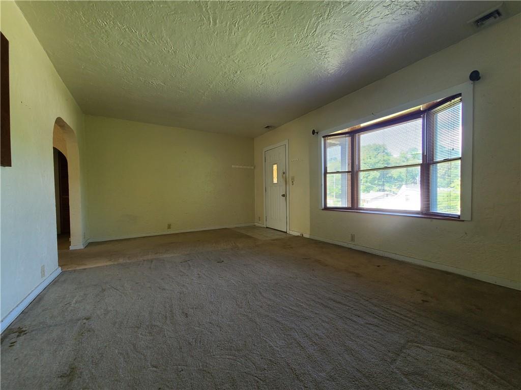 49 Midway Drive McKees Rocks, PA 15136 - Photo 6 of 23