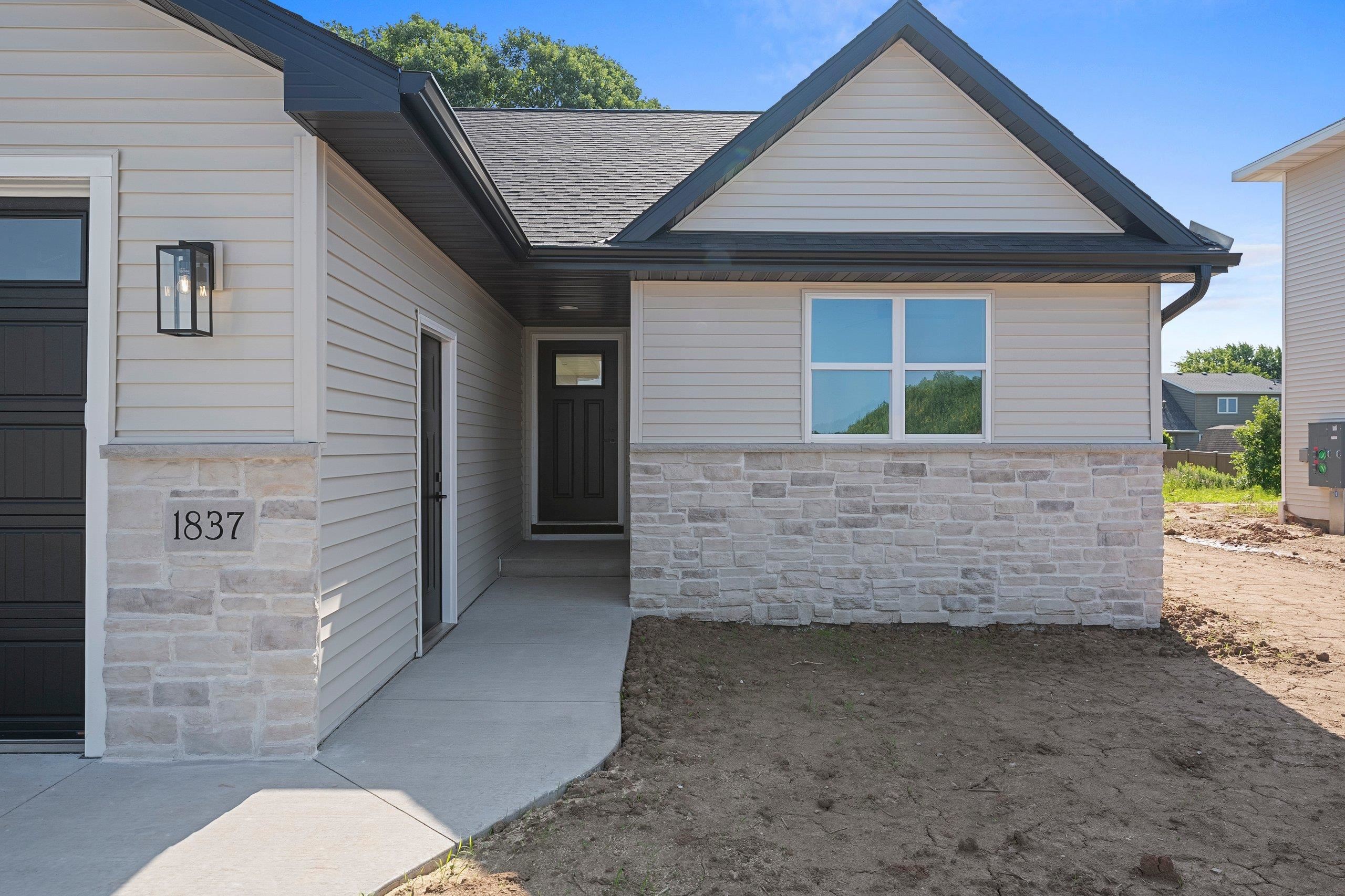 1837 London Road Green Bay, WI 54311 - Photo 35 of 40 Gallery Image 35