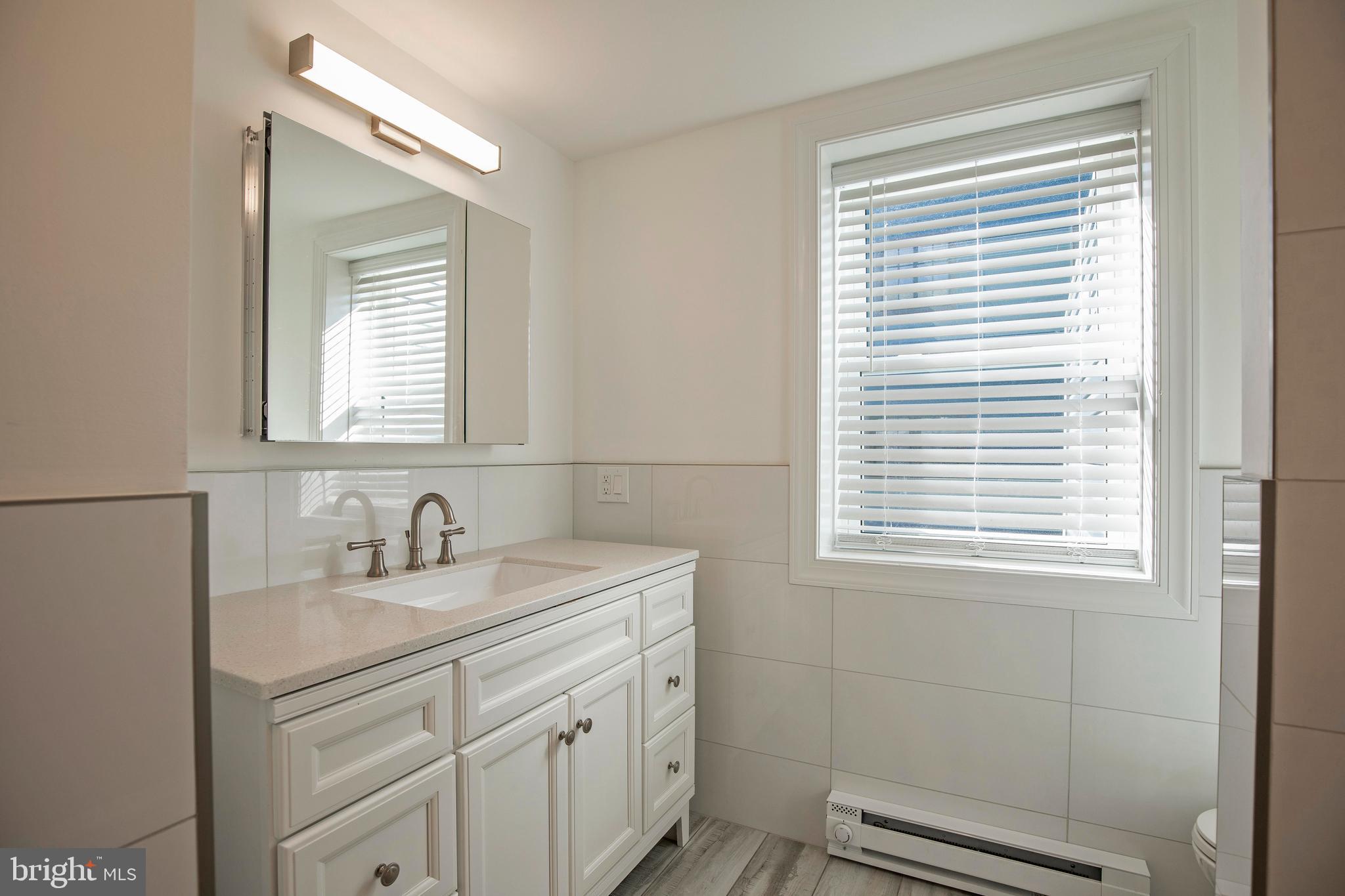 189 South Main Street, Unit 5 Doylestown, PA 18901 - Photo 14 of 21 Bathroom #1