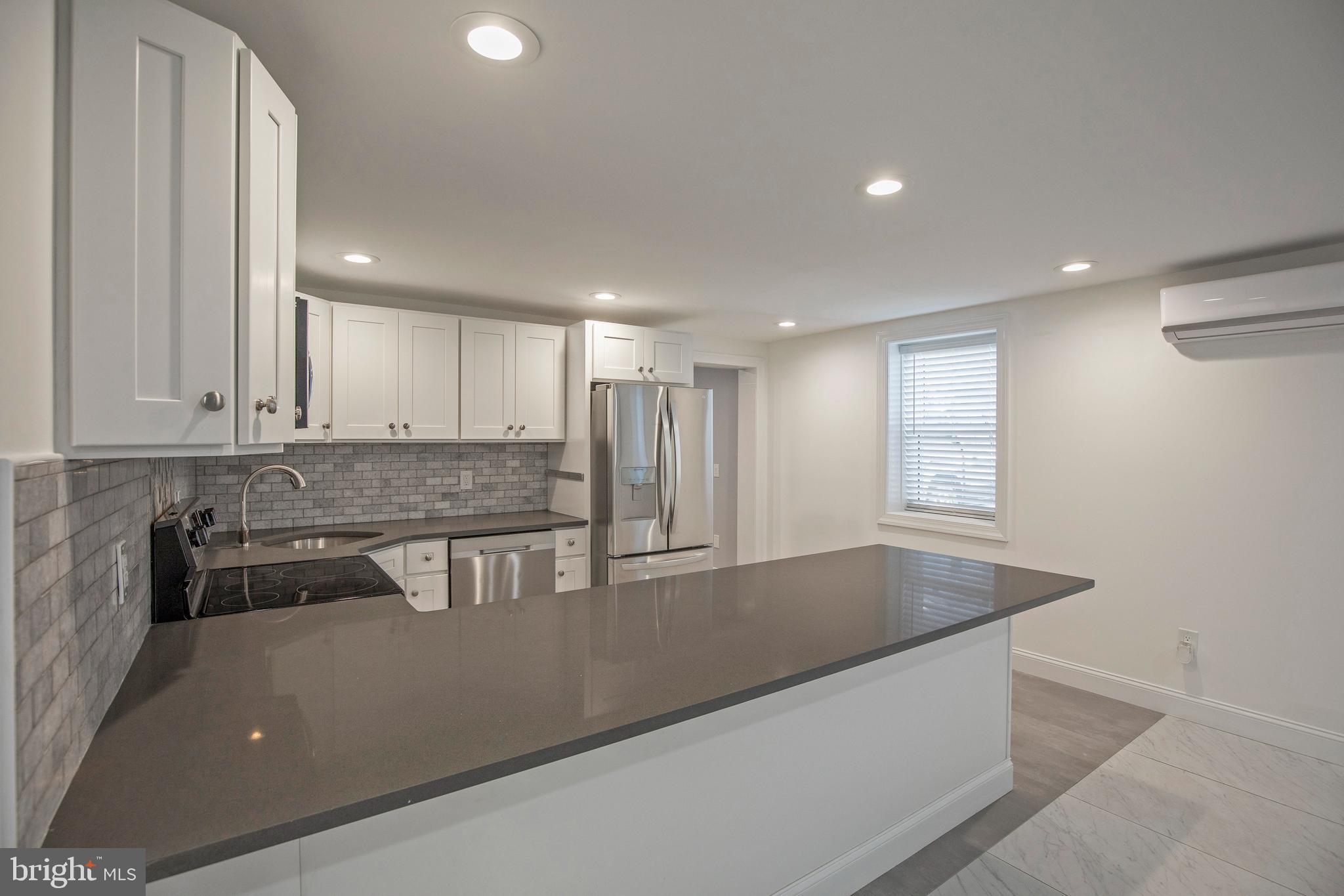 189 South Main Street, Unit 5 Doylestown, PA 18901 - Photo 7 of 21 Kitchen