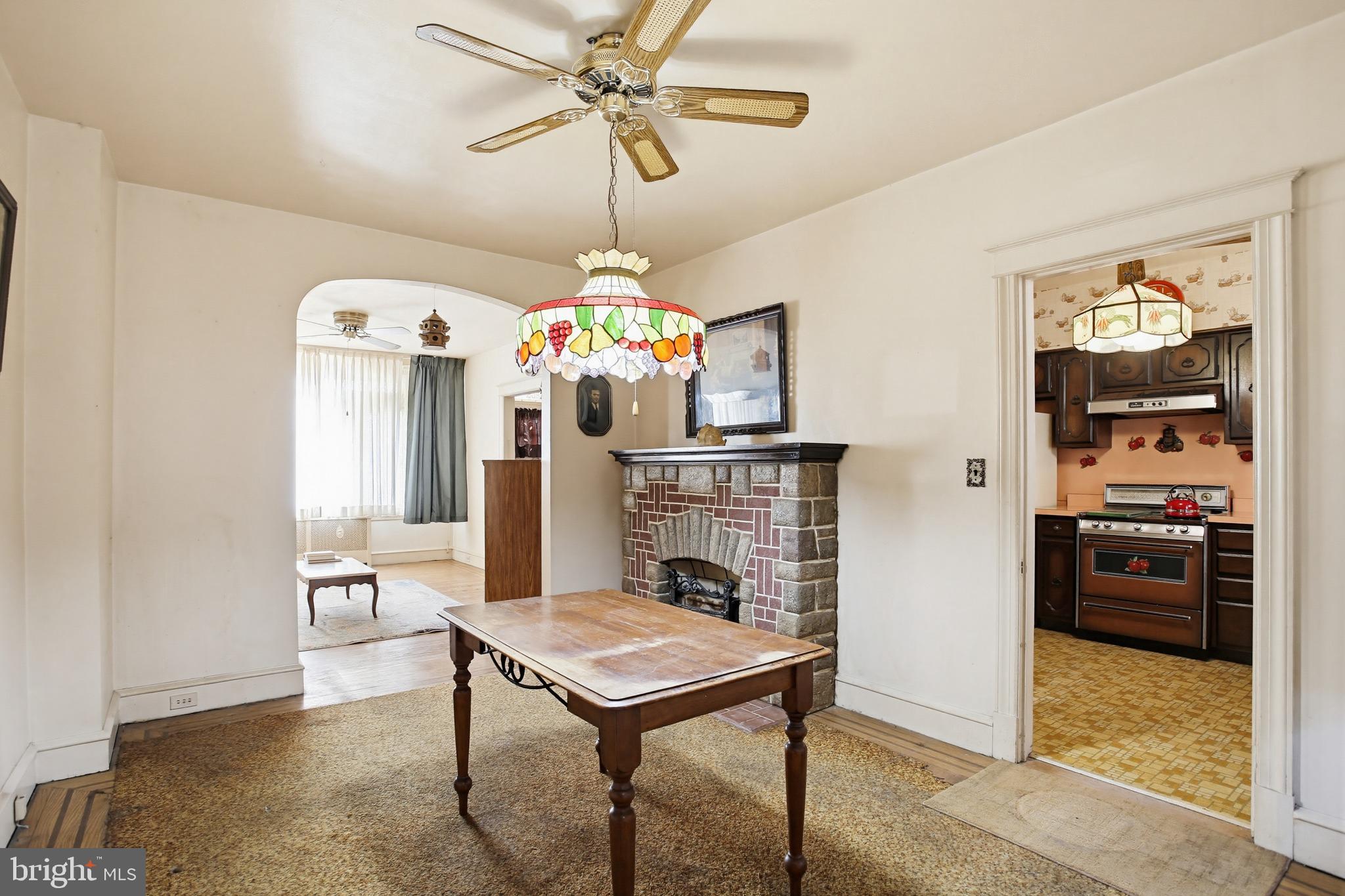 4308 Parkside Drive Baltimore, MD 21206 - Photo 9 of 29 Large, Formal Dining Room