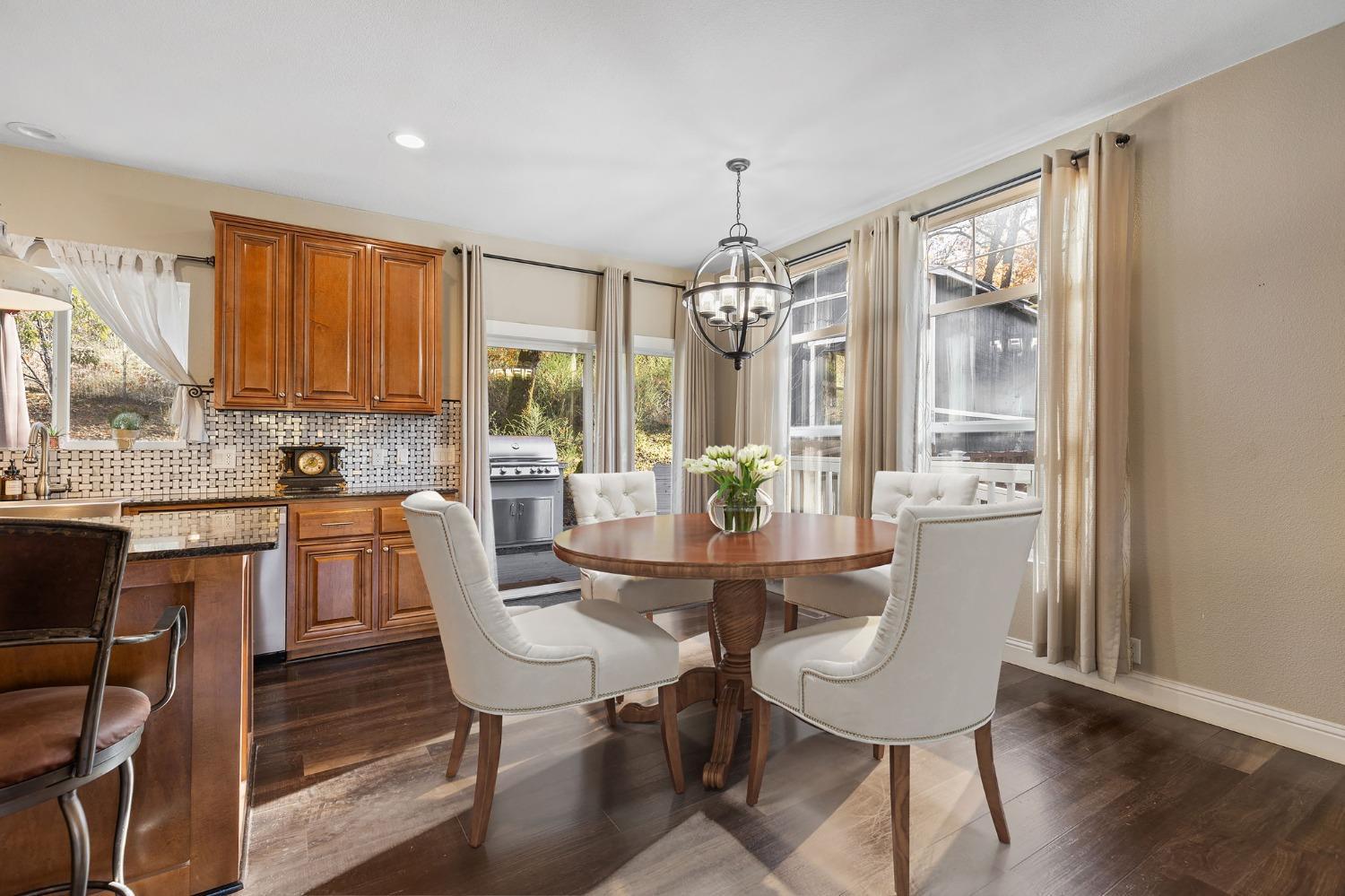 15385 Neils Road Auburn, CA 95603 - Photo 8 of 51 Virtually Staged