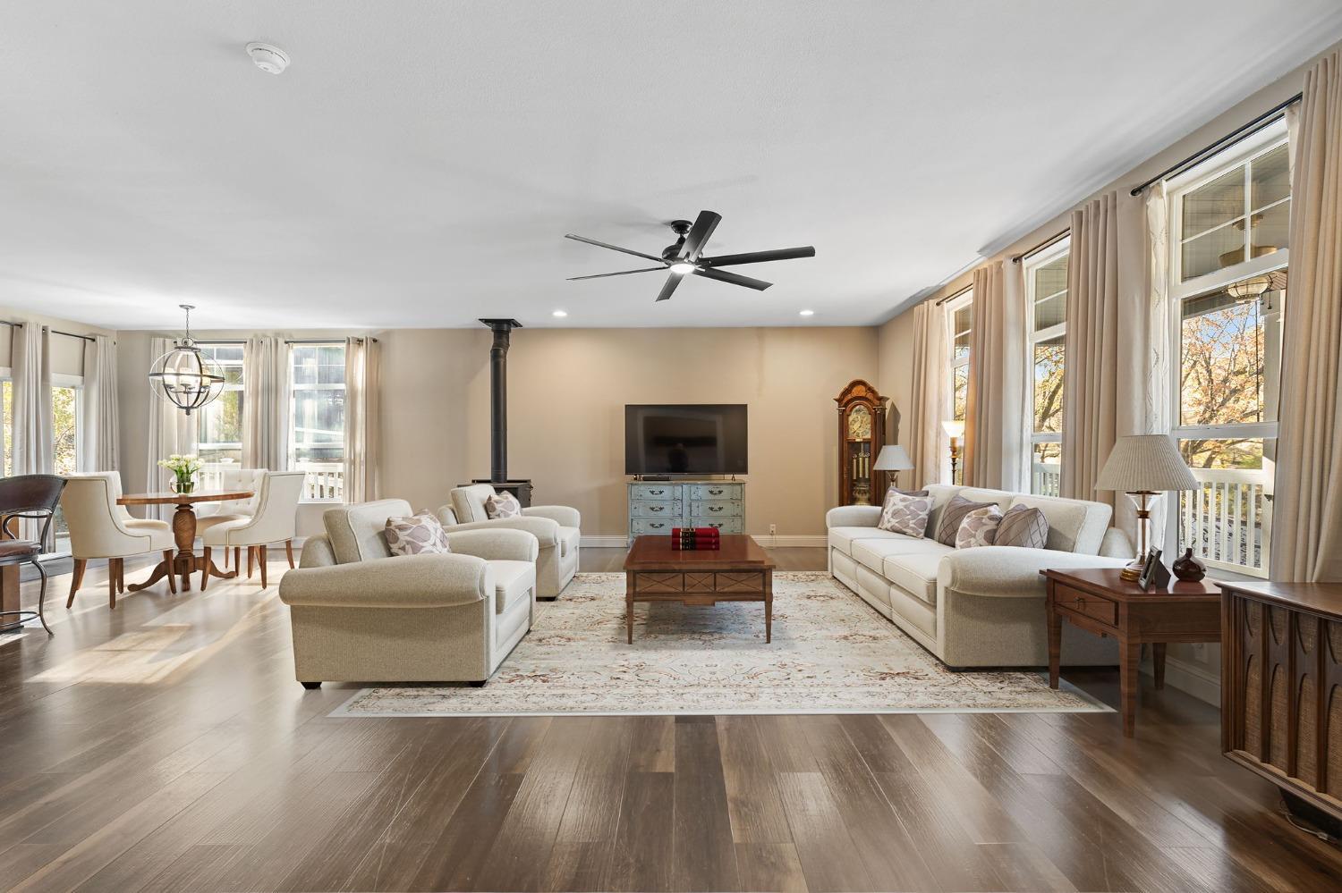 15385 Neils Road Auburn, CA 95603 - Photo 10 of 51 Virtually Staged