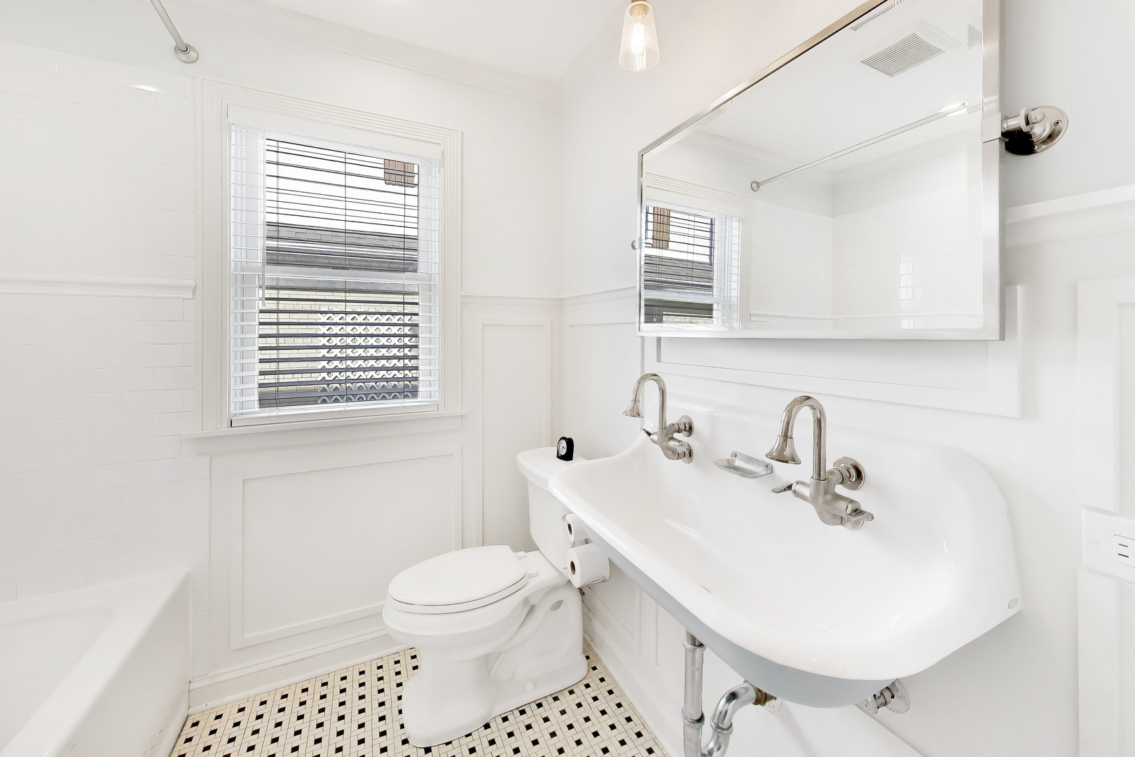 1504 Grove Avenue Park Ridge, IL 60068 - Photo 11 of 35