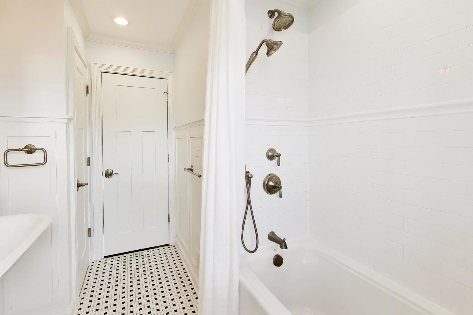 1504 Grove Avenue Park Ridge, IL 60068 - Photo 12 of 35