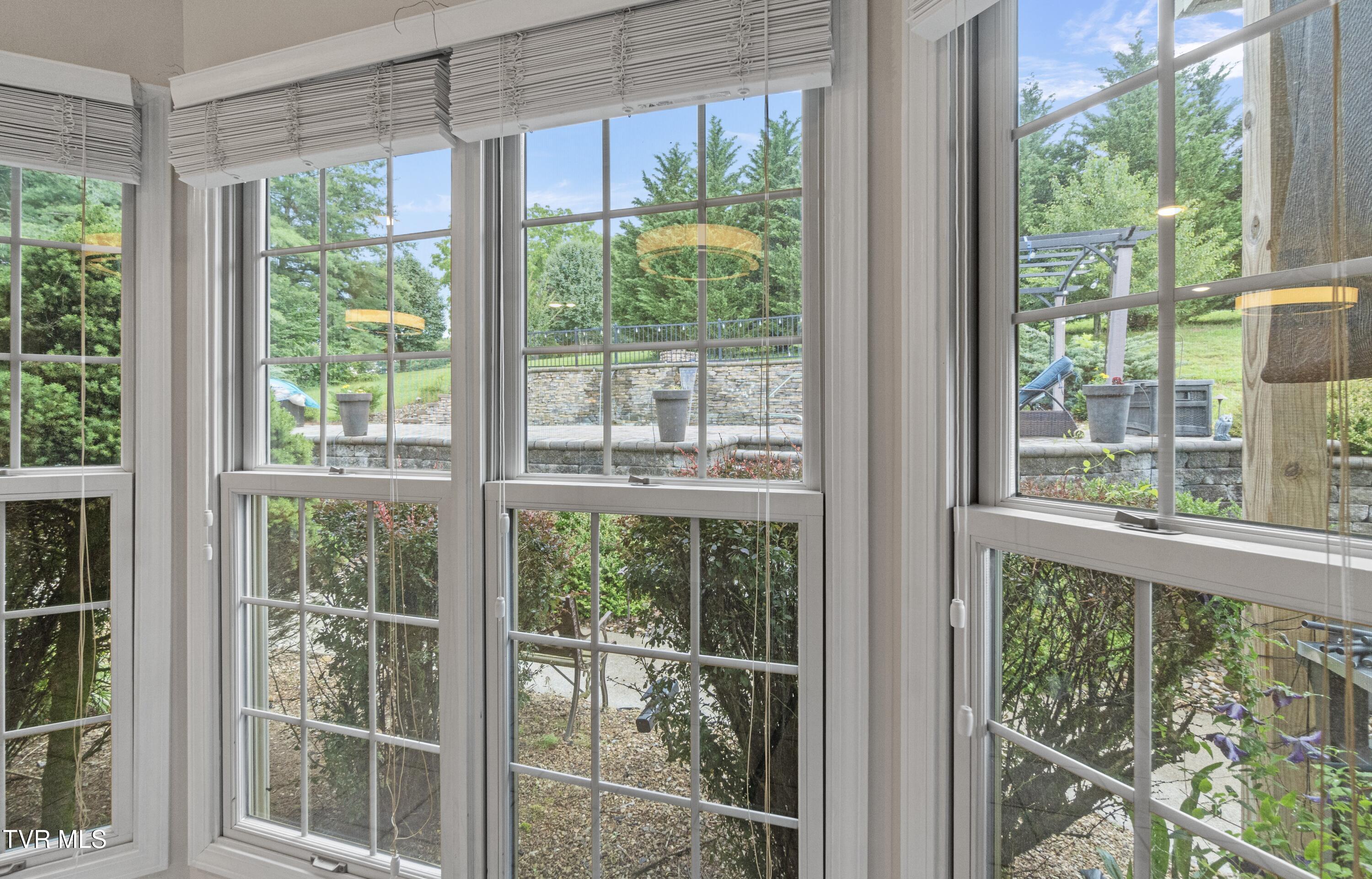 945 Dashaway Road Chuckey, TN 37641 - Photo 15 of 117 12