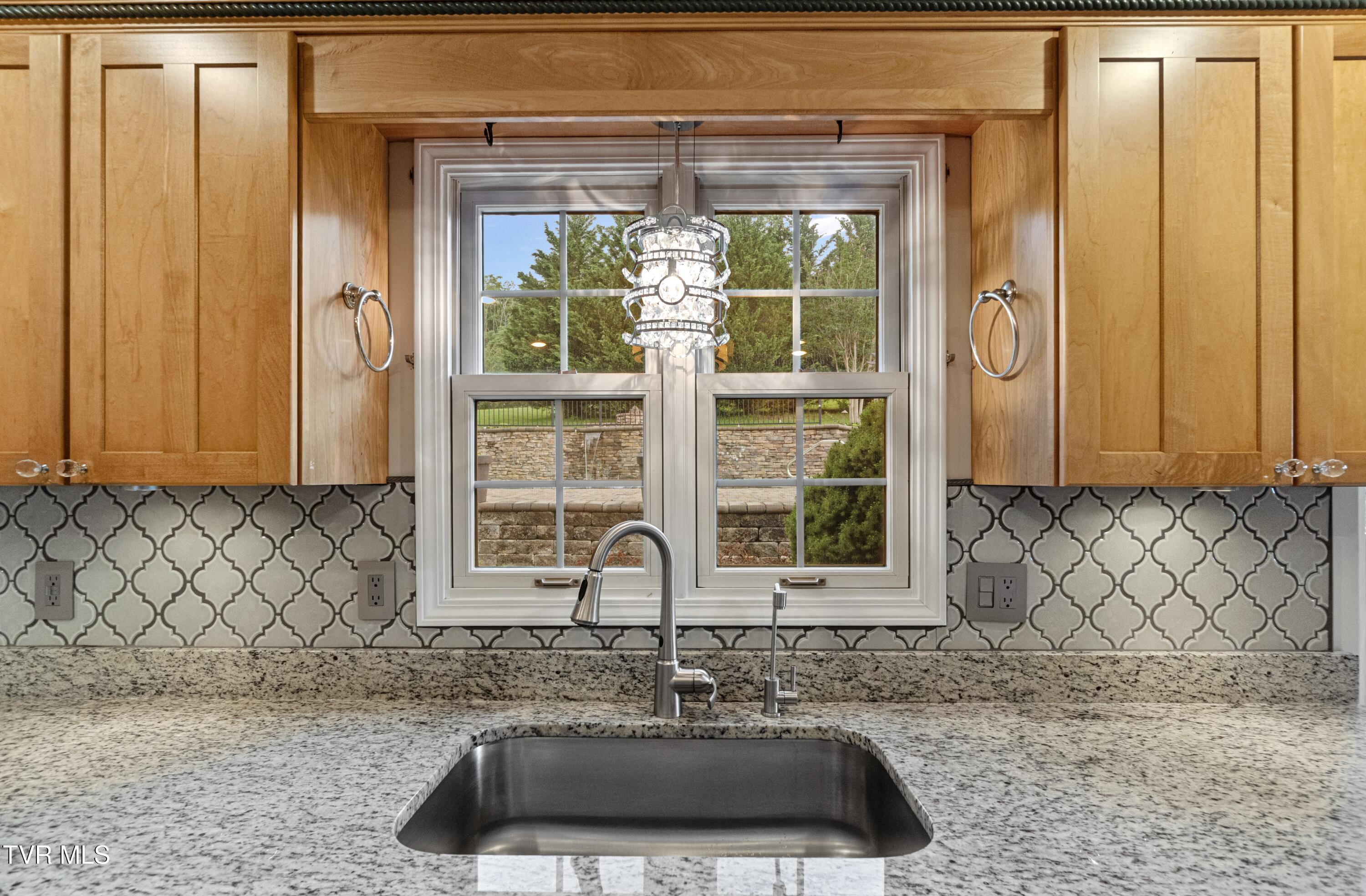 945 Dashaway Road Chuckey, TN 37641 - Photo 21 of 117 18