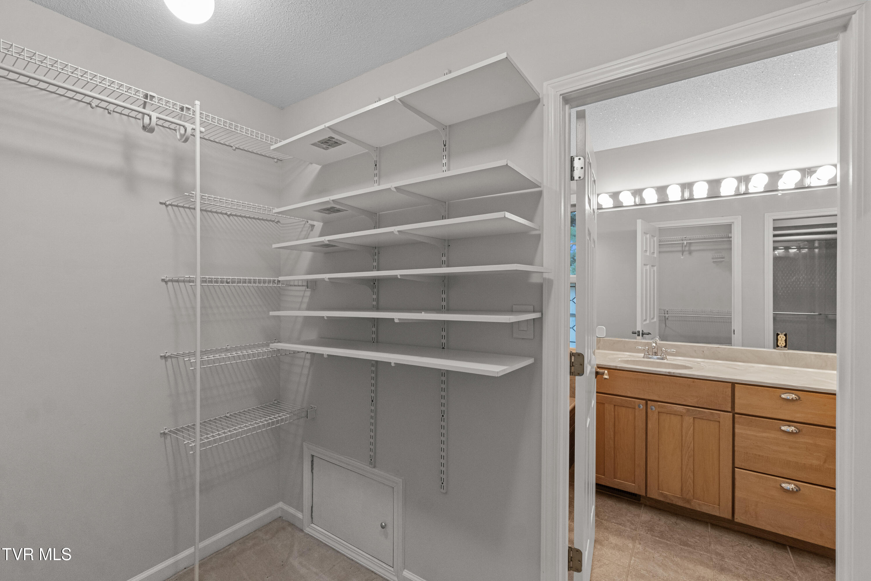 945 Dashaway Road Chuckey, TN 37641 - Photo 39 of 117 32